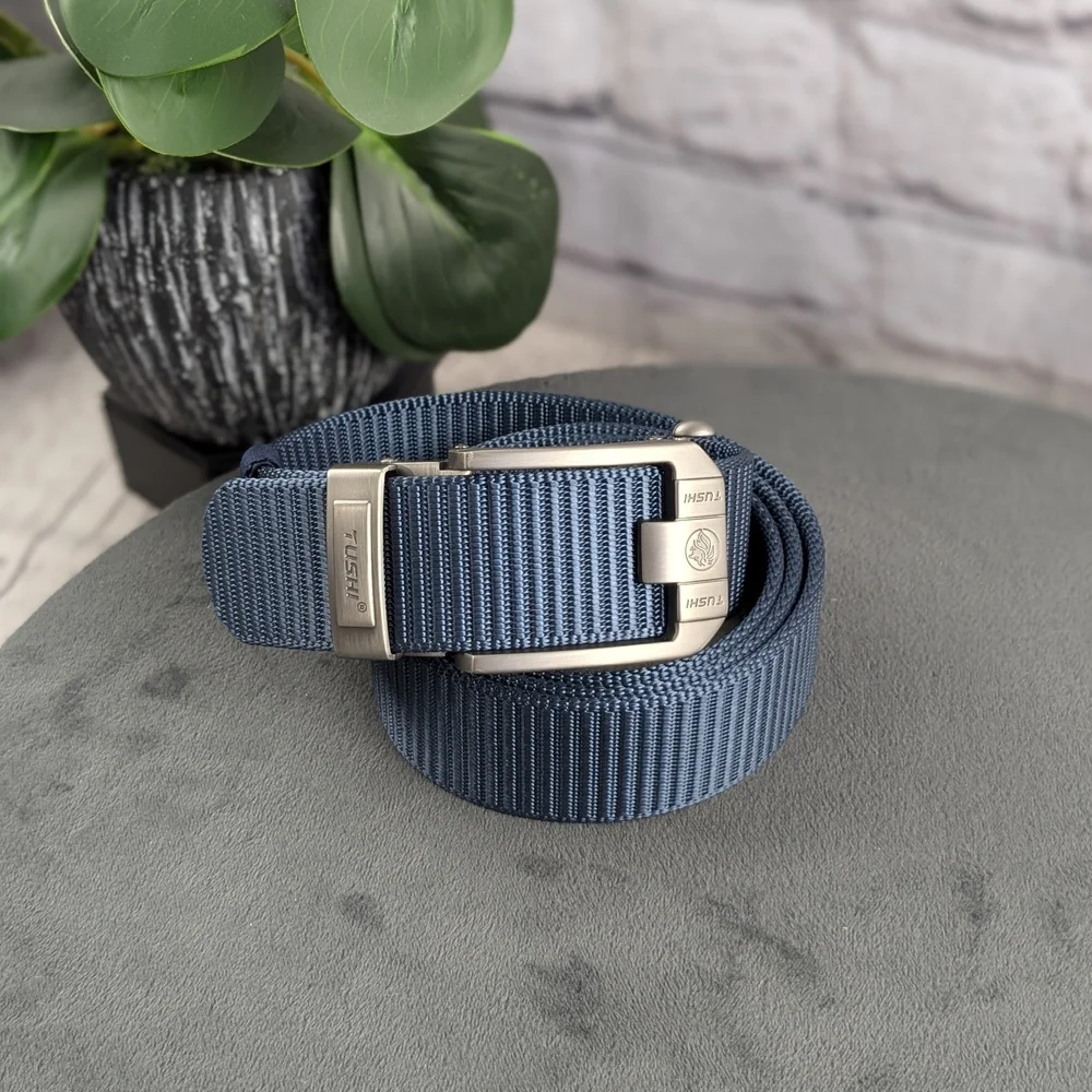Men's Tactical Belt With Ratcheting Style Metal Buckle Black & Blue